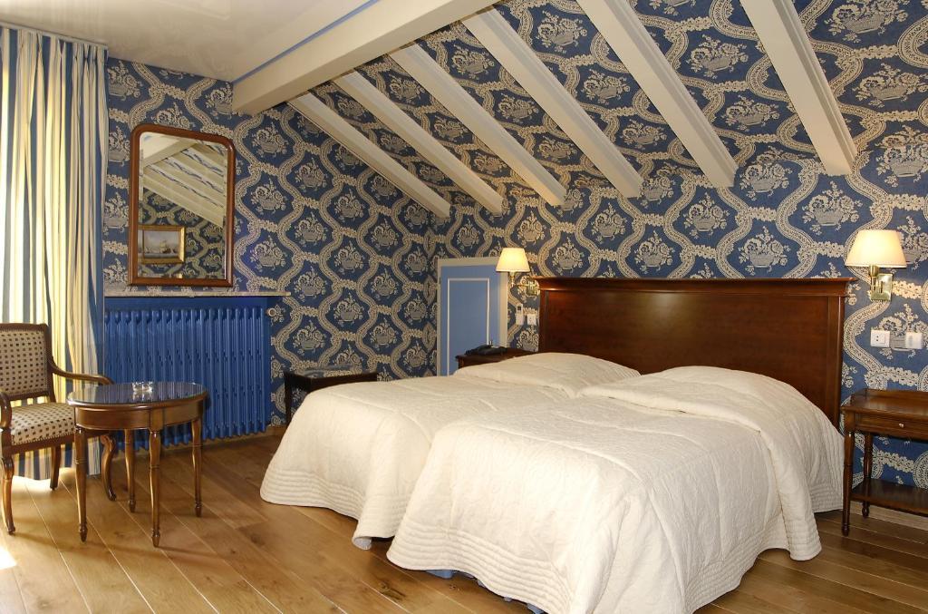 Le Clos Saint-Vincent Рибовиль Номер фото